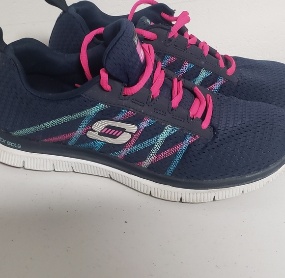 skechers shoes flex sole